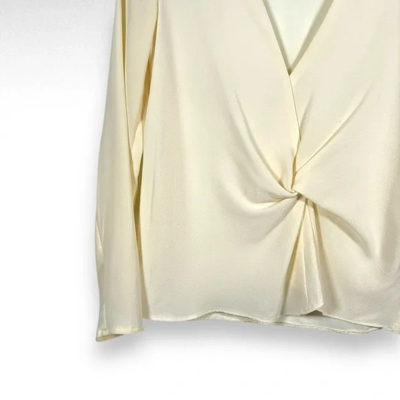 Topshop Blouse Size Xs Cream Vneck Office Minimalist Business Neutral Oldmoney - Picture 5 of 9